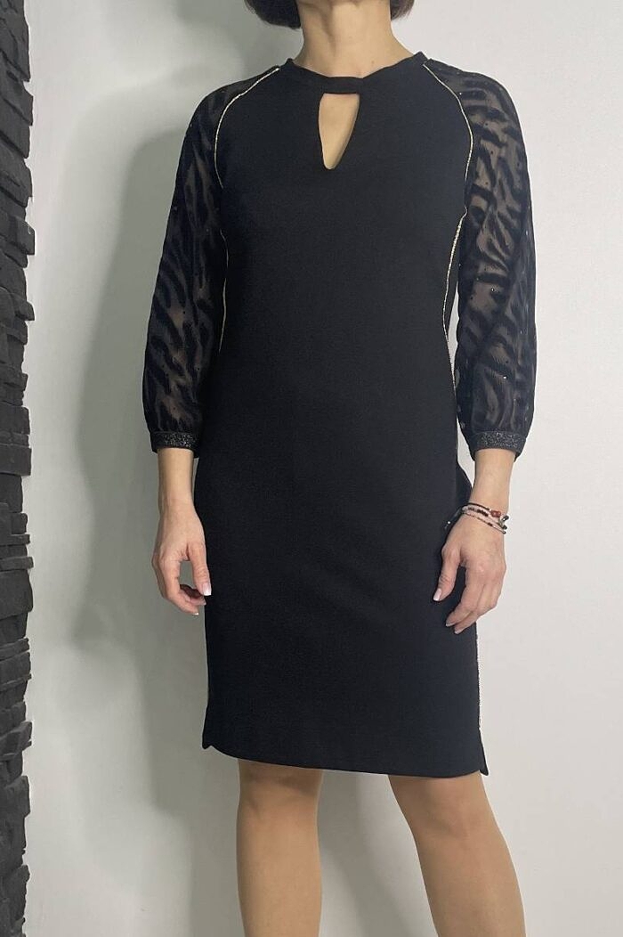 Elegancka sukienka z rękawami z szyfonu M05054
