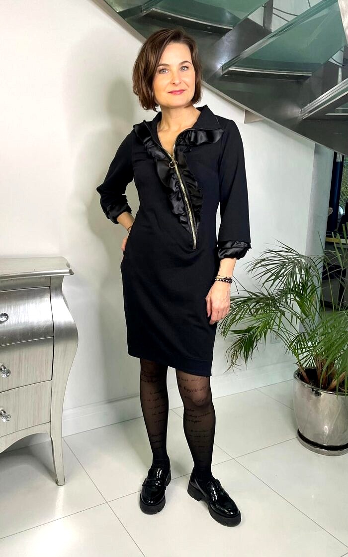 Sukienka Fabiane z falbaną M05399