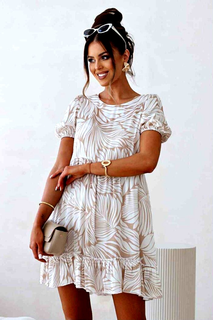 Lekka, zwiewna sukienka przed kolano  05639